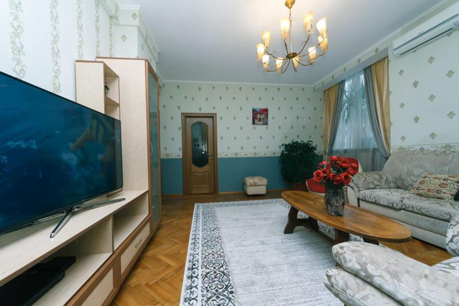 Three-Room Apartments At The Polytechnic Institute كييف المظهر الخارجي الصورة